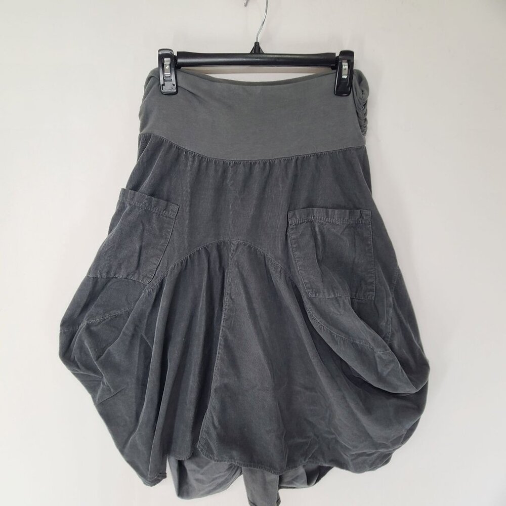 Onz Women's  Skirt Gray Size XL Lagenlook Pull on light corduroy, Flowy Boho